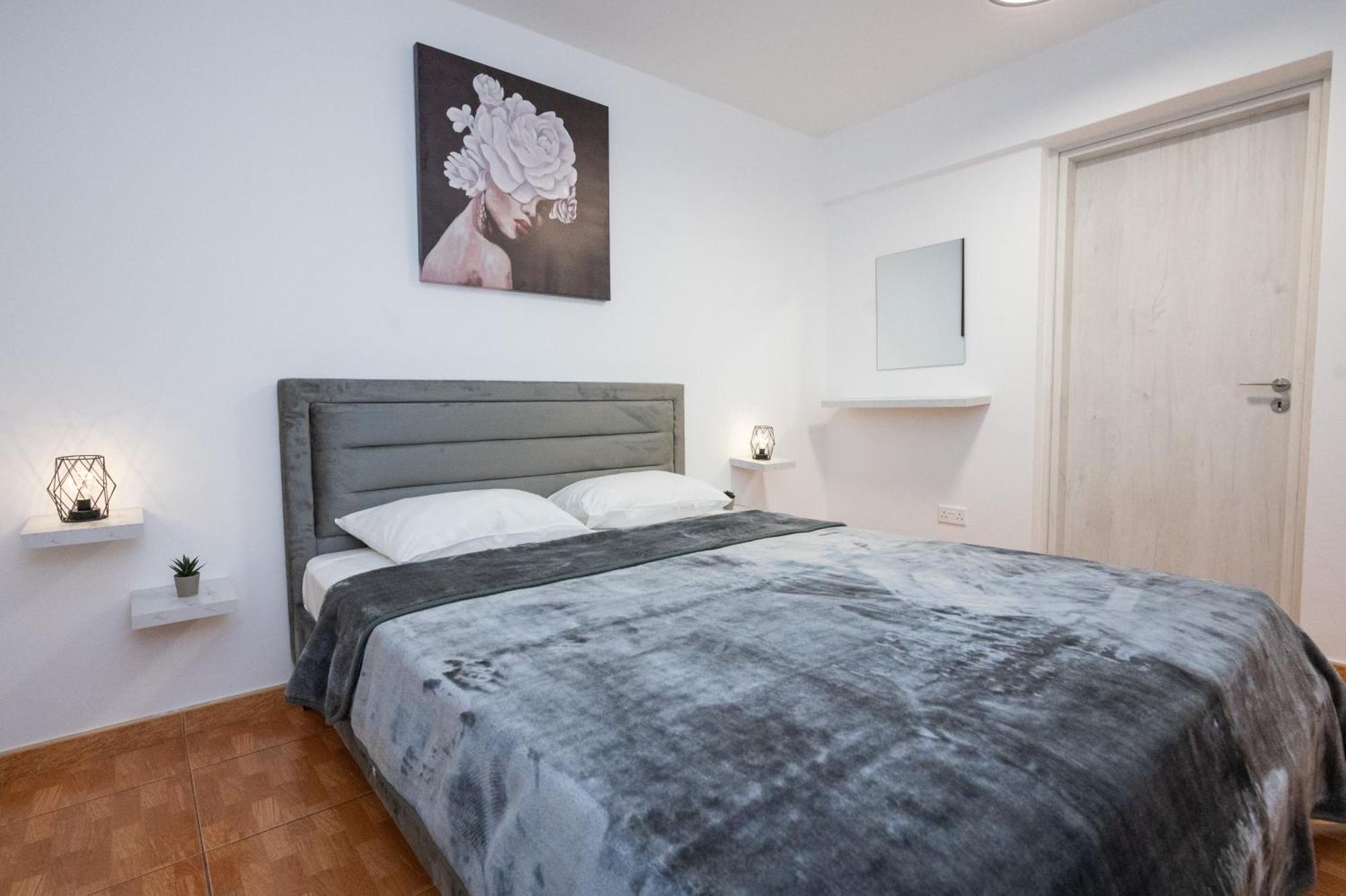 Napa Centrale Suites Айя-Напа Экстерьер фото
