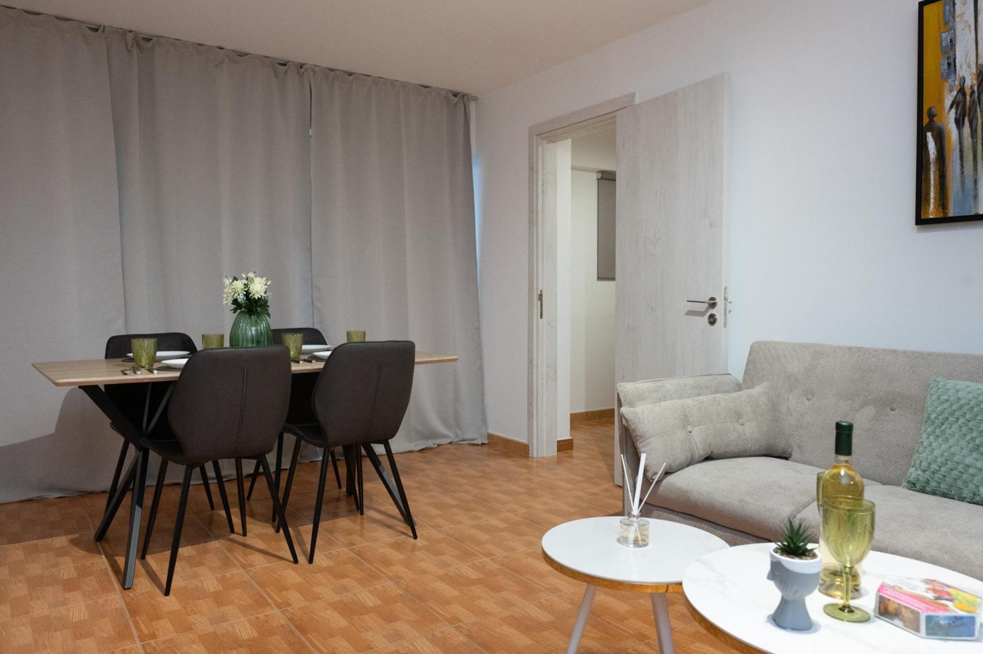 Napa Centrale Suites Айя-Напа Экстерьер фото