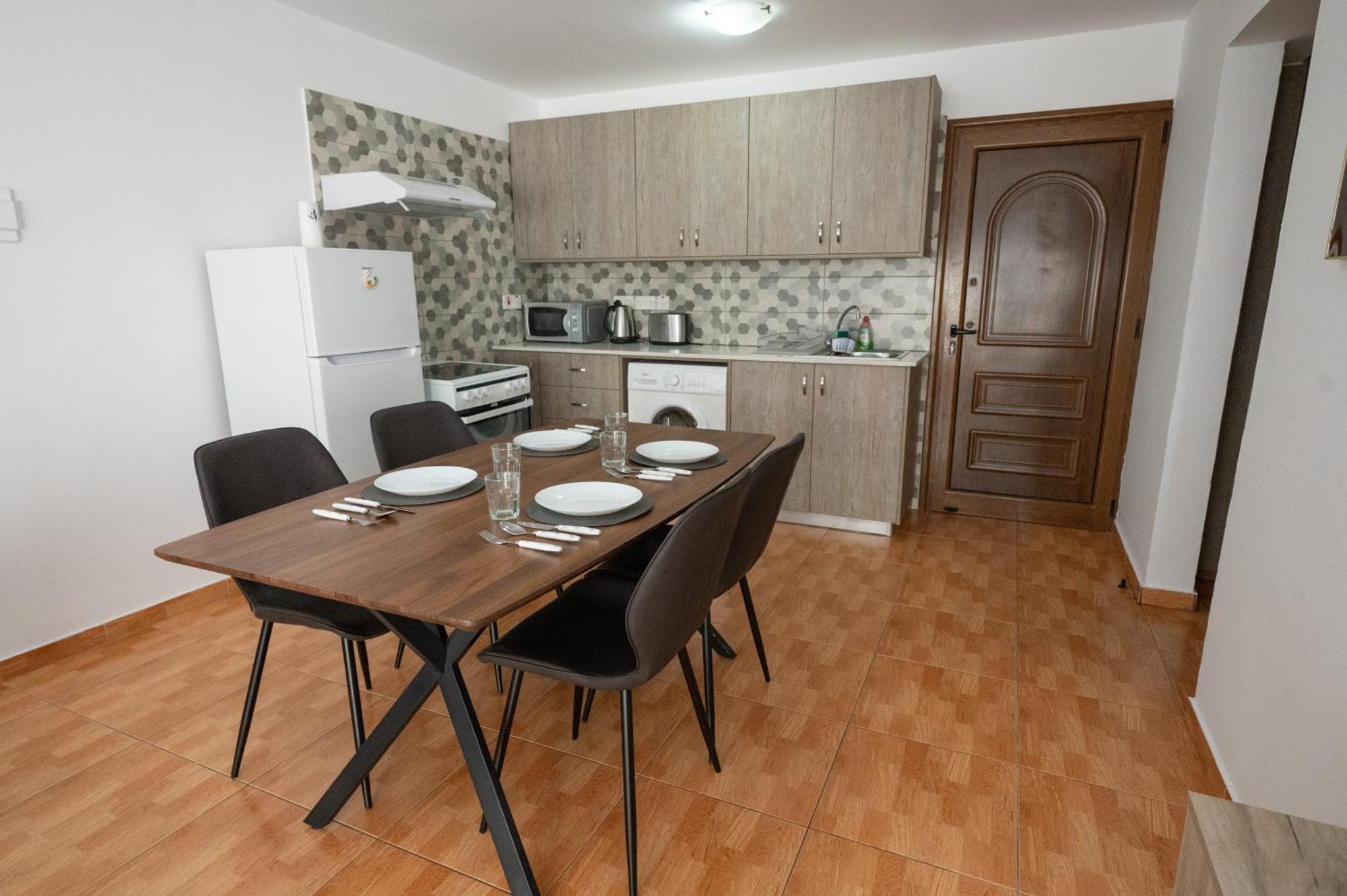 Napa Centrale Suites Айя-Напа Экстерьер фото