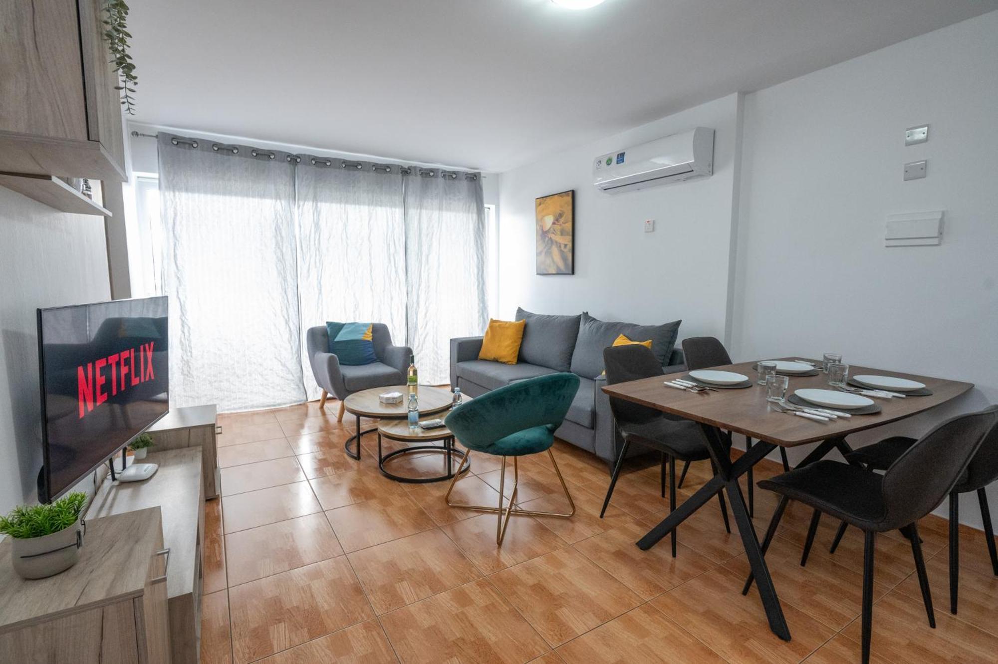 Napa Centrale Suites Айя-Напа Экстерьер фото