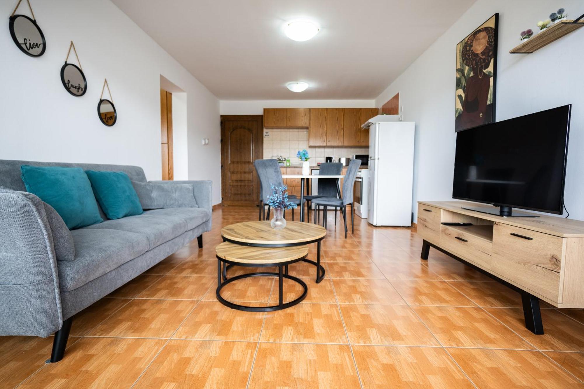 Napa Centrale Suites Айя-Напа Экстерьер фото